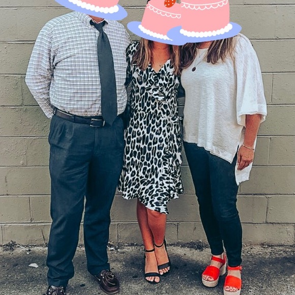 Cheetah print wrap dress - Picture 3 of 7